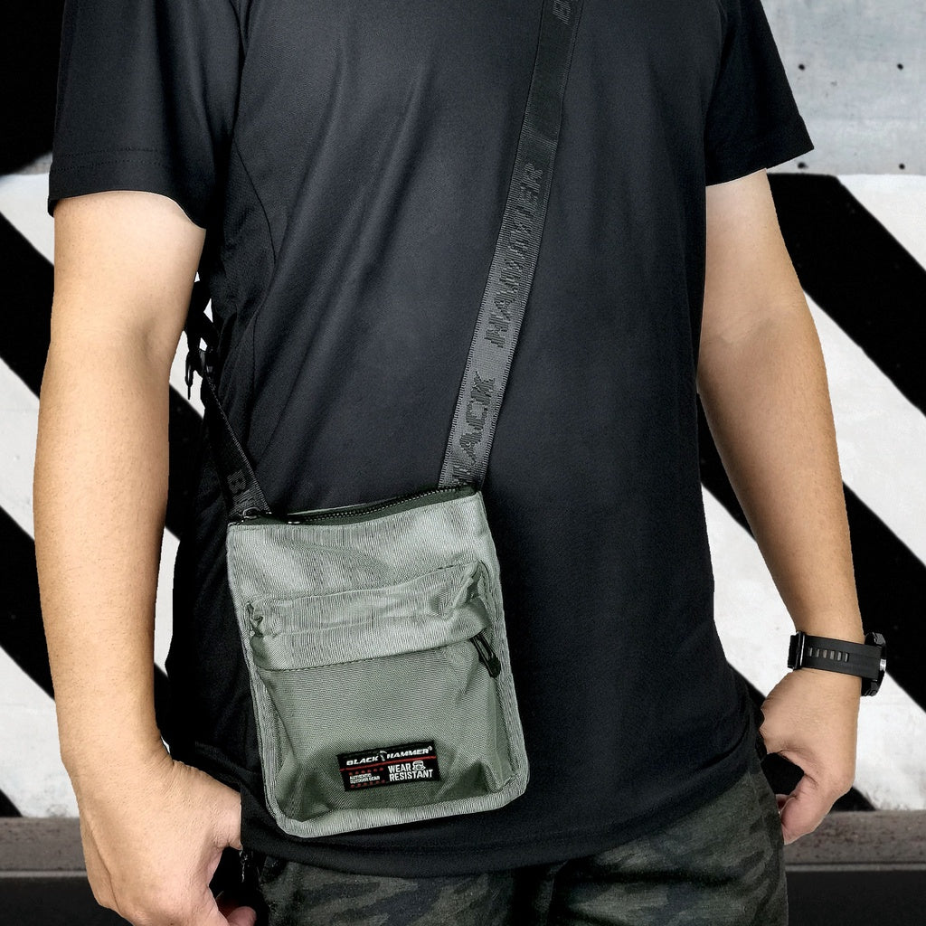 Black Hammer Water Resistant Waist Bag RG008 - BLACK SAFE OUTLET